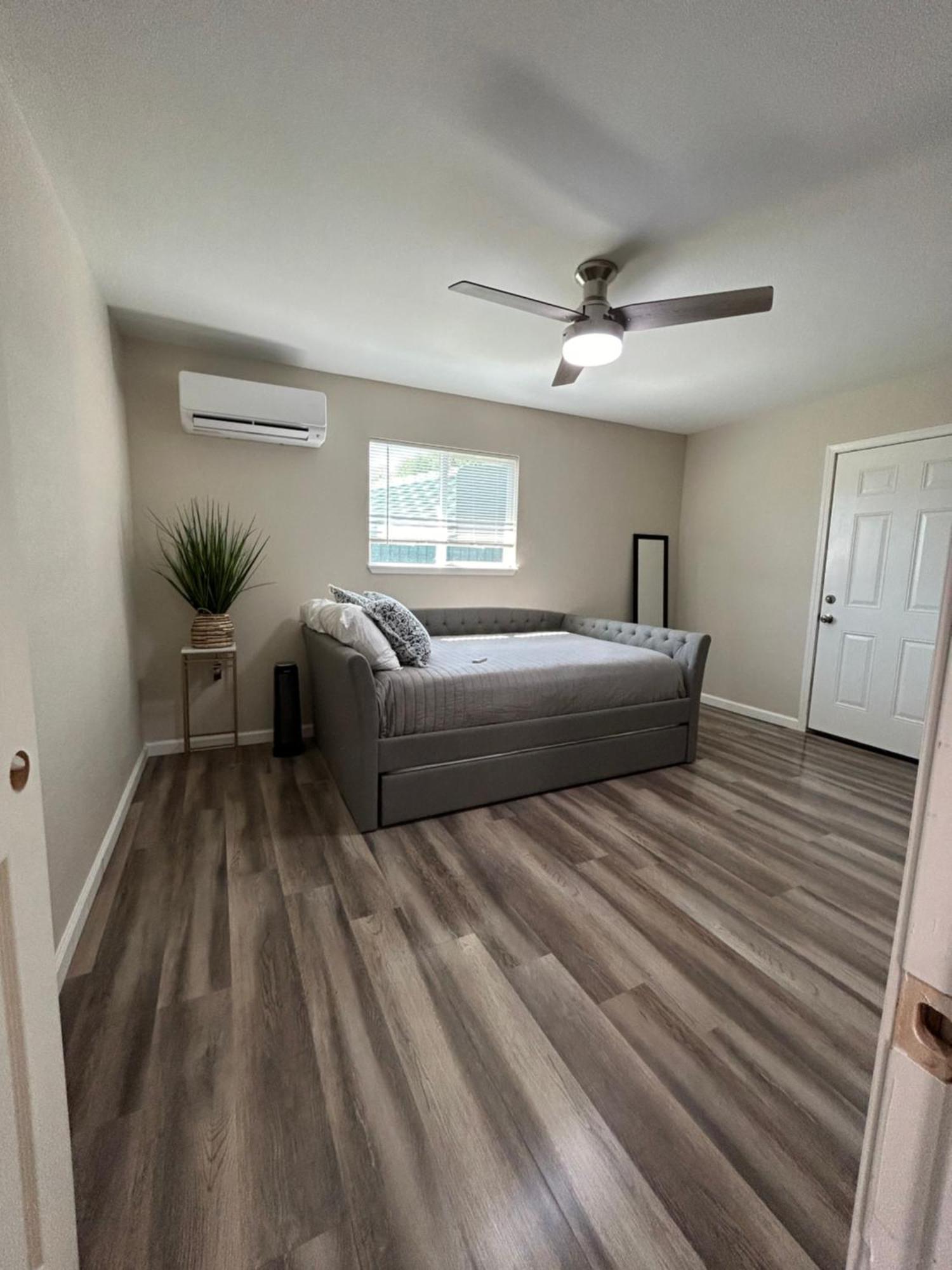 Beautiful Spacious Guest Home Roseville Exterior foto
